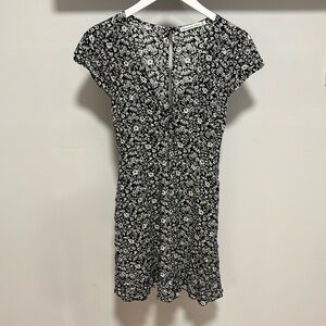 Abercrombie & Fitch front tie floral mini dress.